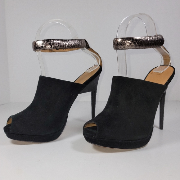 L.A.M.B. Shoes - L.A.M.B. APOLLO BLACK SUEDE 5" HEEL SHOES SIZE: 7.5